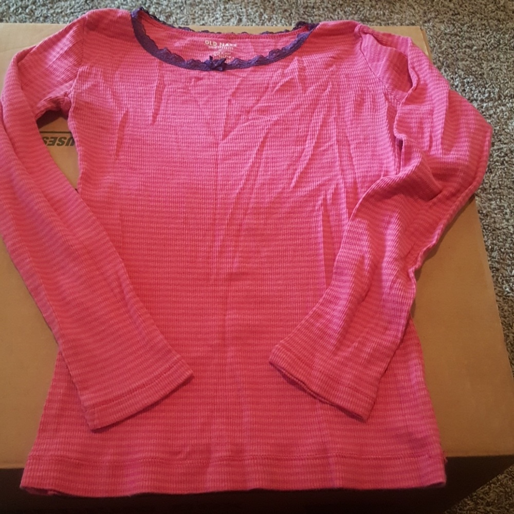Old Navy Girls Striped Long Sleeve.